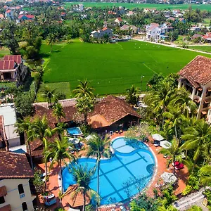 Trails Vietnam